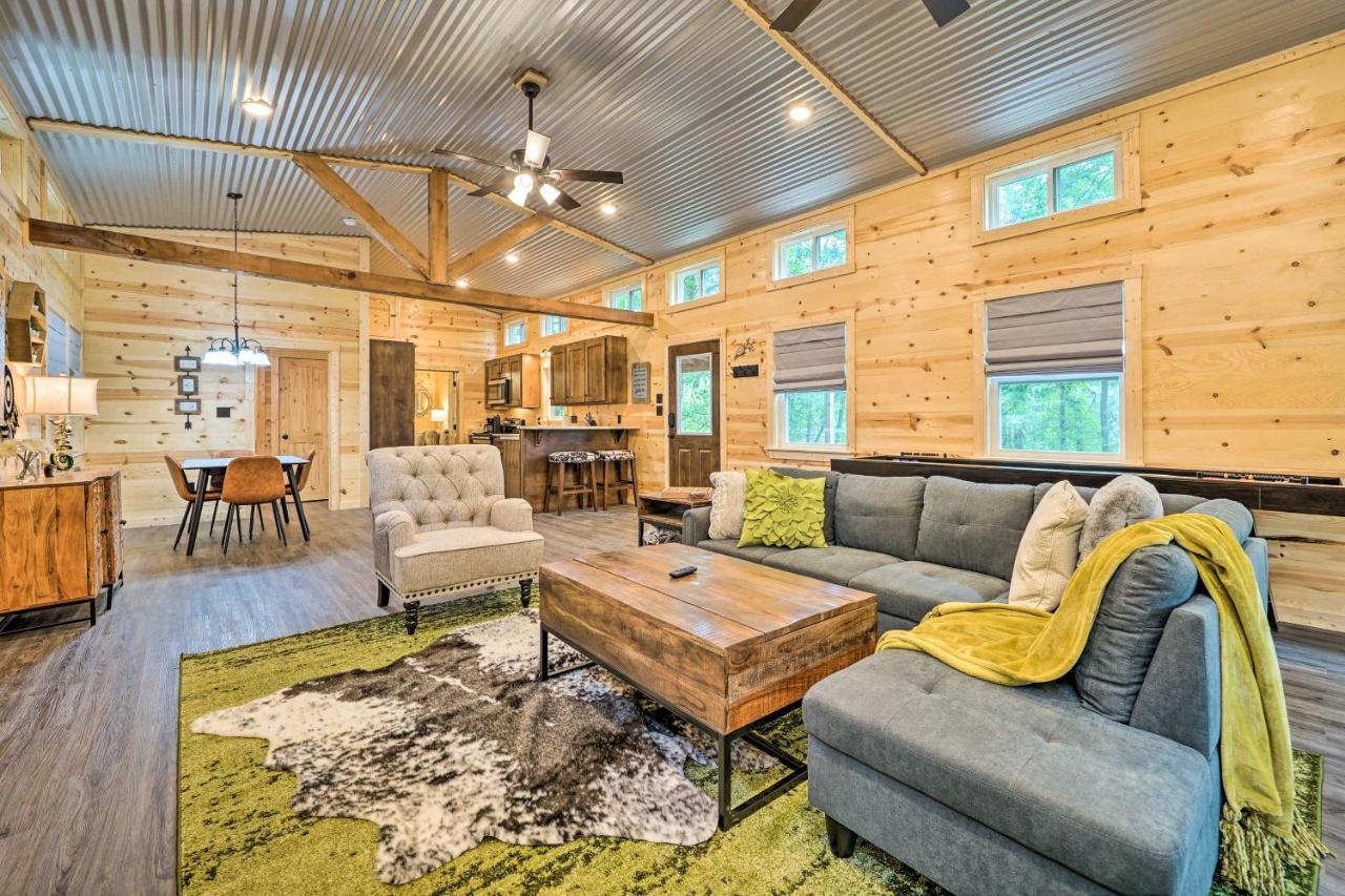 Stylish Cabin By Beavers Bend Hot Tub And Fire Pit Broken Bow Kültér fotó