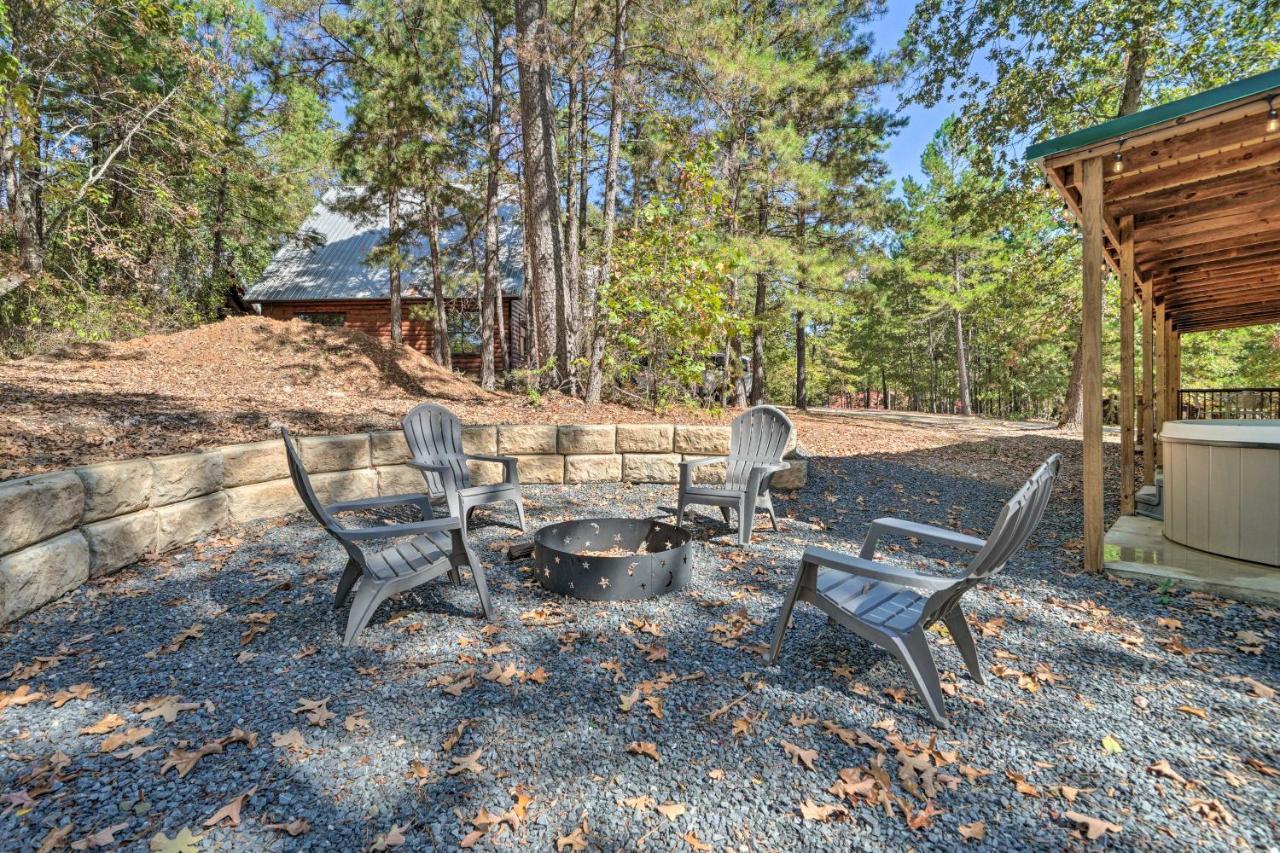 Stylish Cabin By Beavers Bend Hot Tub And Fire Pit Broken Bow Kültér fotó